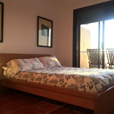 Διαμέρισμα Apartamento Grande, Iluminado, Terraza Con Vistas *